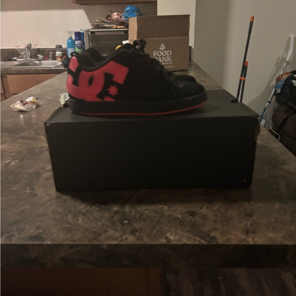 Converse Womens Black and Pink Sneakers